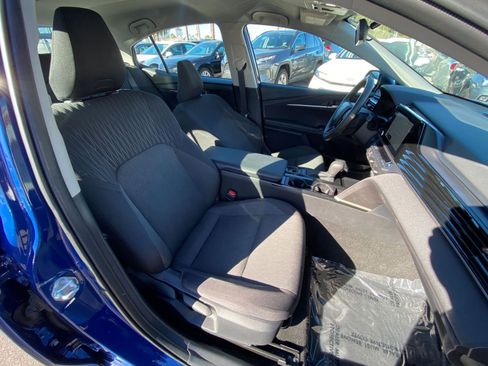 Used 2025 Toyota Camry LE image 27