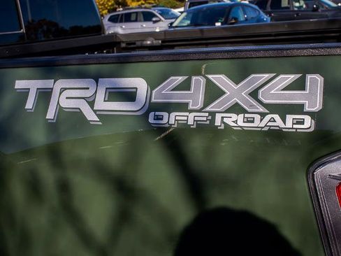 Used 2021 Toyota Tacoma TRD Off-Road image 11