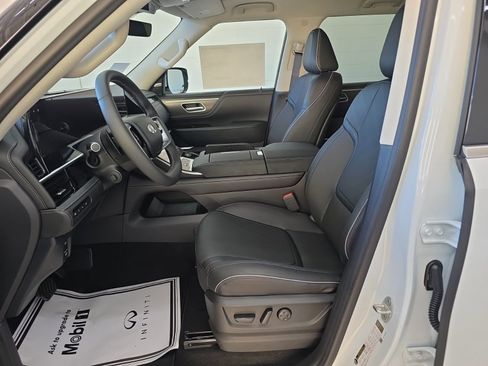 New 2026 INFINITI QX80 Luxe w/ Cargo Package AWD/4WD image 34