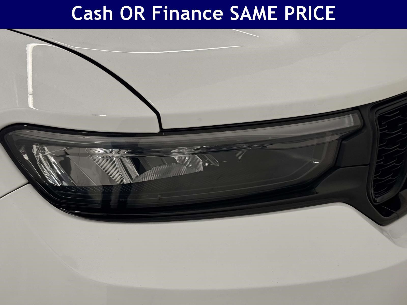 Used 2023 Jeep Grand Cherokee Altitude AWD/4WD image 11