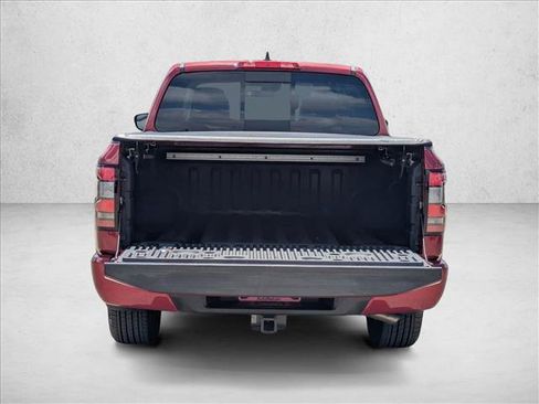 Used 2024 Nissan Frontier SL RWD image 6