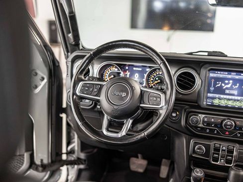 Used 2022 Jeep Wrangler Unlimited Sahara w/ Cold Weather Group image 36