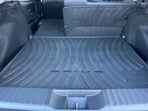 Used 2023 Toyota Prius XLE image 17