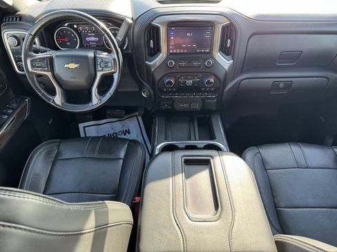 Used 2022 Chevrolet Silverado 3500 High Country w/ Technology Package image 17