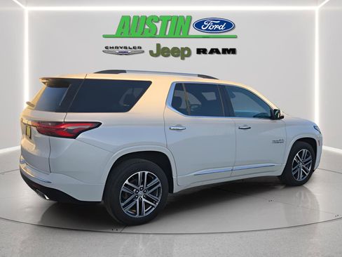 Used 2022 Chevrolet Traverse High Country w/ LPO, Floor Liner Package image 11