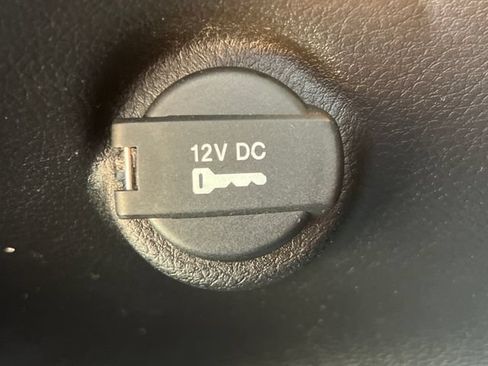 Used 2019 Jeep Compass Latitude AWD/4WD image 7