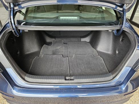 Used 2024 Honda Accord EX image 10