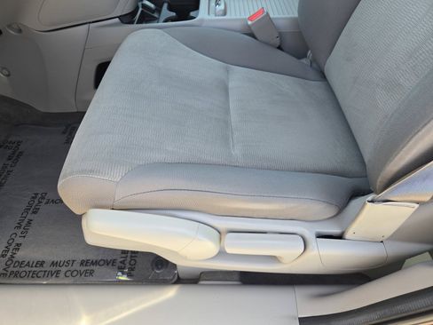 Used 2013 Honda CR-V LX image 16