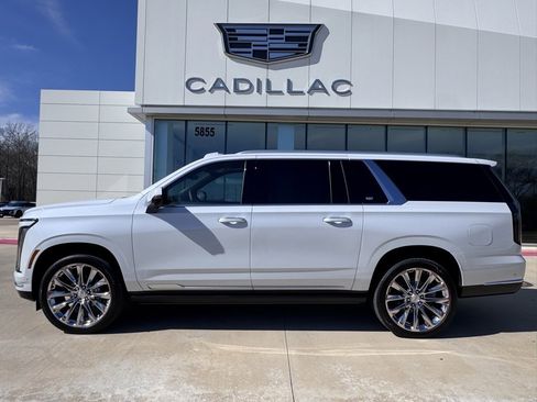 New 2026 Cadillac Escalade ESV Luxury w/ LPO, Radiant Package image 2