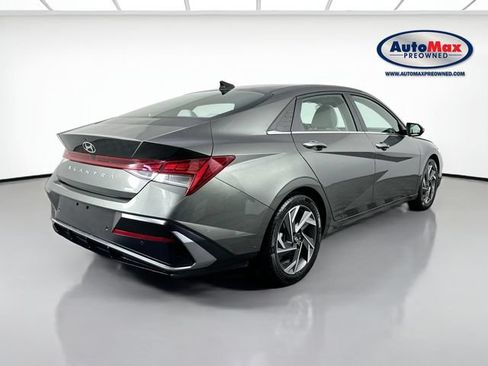Used 2024 Hyundai Elantra Limited FWD image 2