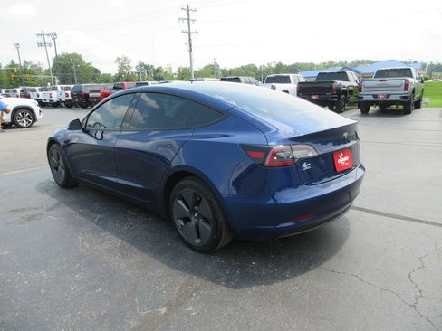 Used 2023 Tesla Model 3 Standard Range RWD image 8