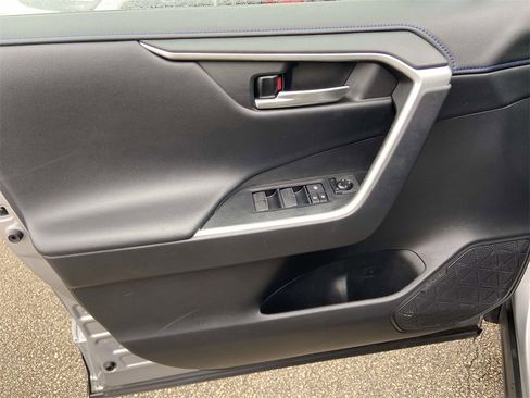 Used 2021 Toyota RAV4 XSE image 13