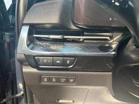 Used 2022 Kia Carnival SX Prestige FWD image 19