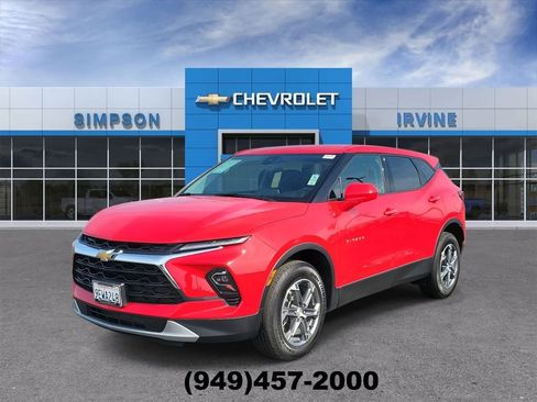 Used 2023 Chevrolet Blazer LT FWD image 4