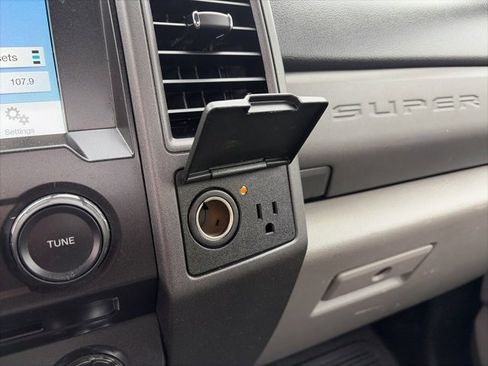 Used 2018 Ford F350 XL image 23