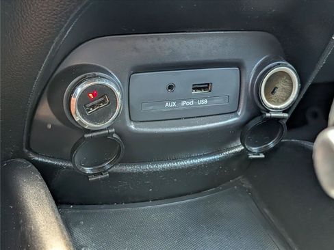 Used 2013 Kia Soul + FWD image 17