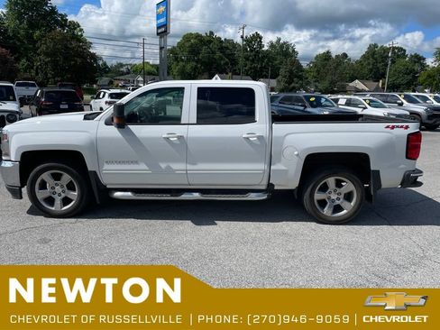 Used 2018 Chevrolet Silverado 1500 LT w/ All Star Edition AWD/4WD image 12
