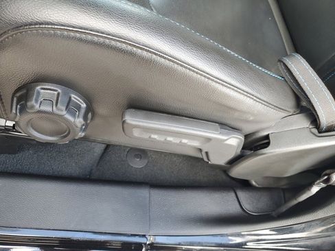 Used 2023 Jeep Wrangler Rubicon image 25