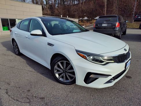 Used 2019 Kia Optima LX w/ LX Premium Package image 2