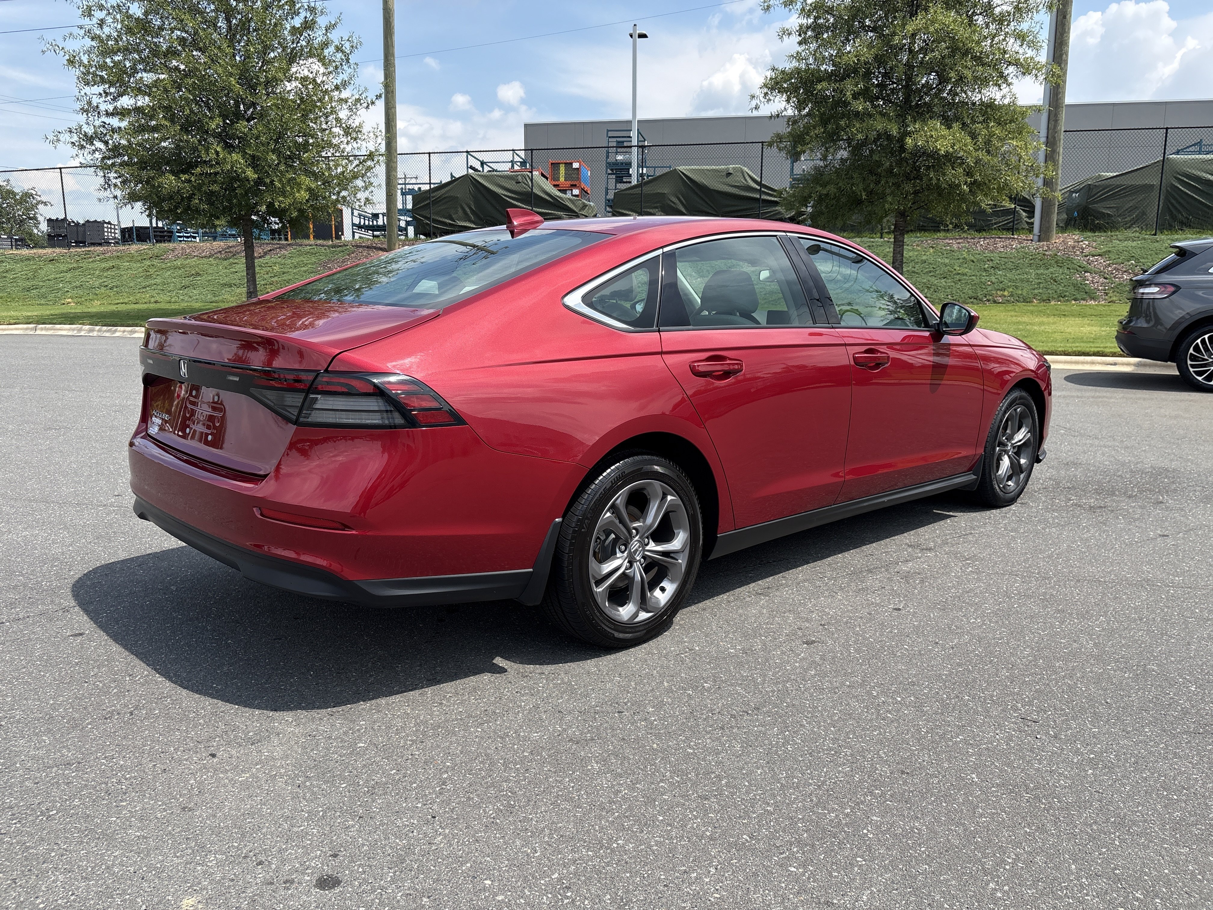 Used 2024 Honda Accord EX image 9