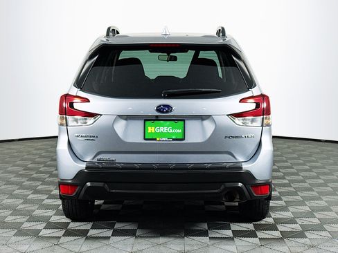 Used 2023 Subaru Forester Premium AWD/4WD image 7