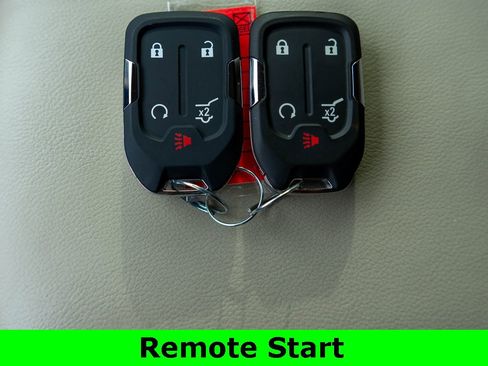 Used 2017 GMC Acadia Denali w/ Technology Package image 32