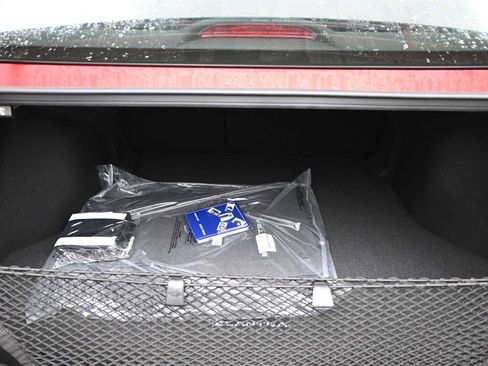 Used 2024 Hyundai Elantra SEL w/ Convenience Package image 13