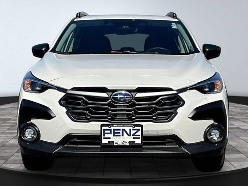 Used 2024 Subaru Crosstrek 2.0i Premium AWD/4WD image 2