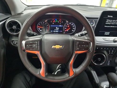 Used 2025 Chevrolet Blazer LT AWD/4WD image 15