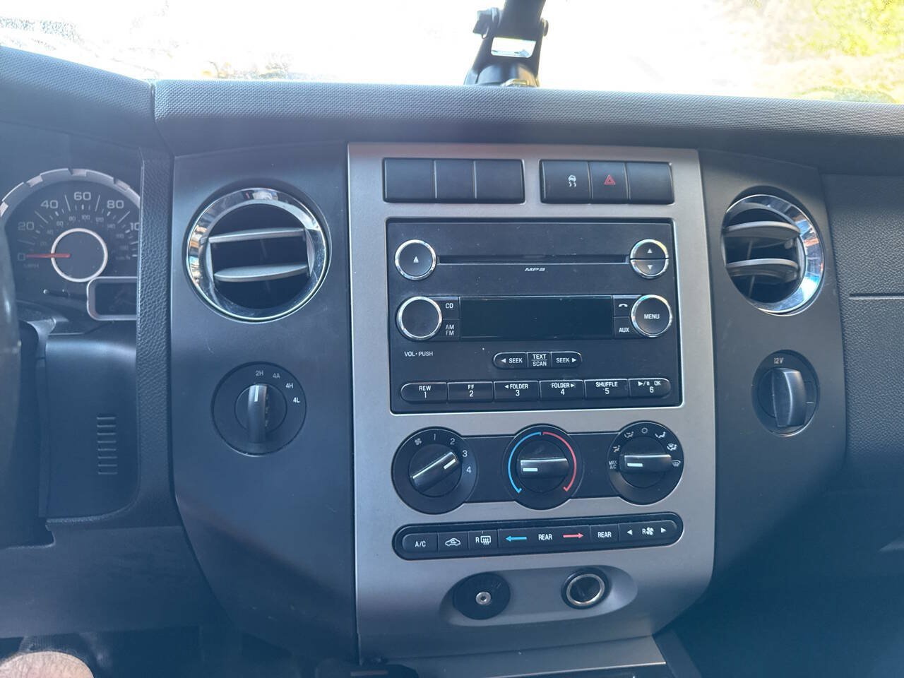 Used 2008 Ford Expedition XLT AWD/4WD image 27