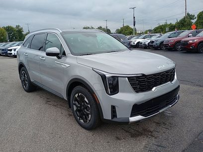 New 2026 Kia Sorento S w/ S Panoramic Sunroof Package