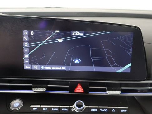 Used 2025 Hyundai Elantra Limited FWD image 45