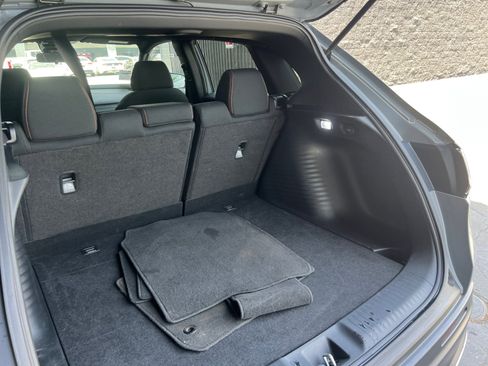 Used 2025 Honda HR-V Sport image 17