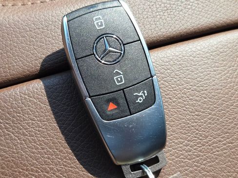 Used 2026 Mercedes-Benz GLE 450 4MATIC image 40