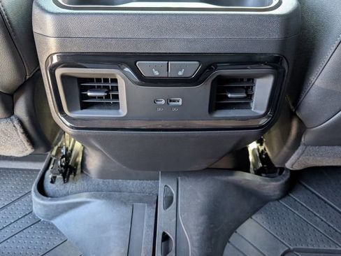 Used 2025 Chevrolet Silverado 1500 ZR2 AWD/4WD image 13