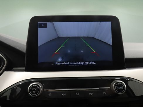 Used 2020 Ford Escape SE FWD image 22