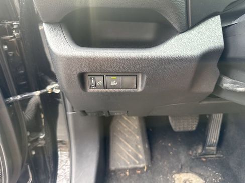 Used 2024 Toyota RAV4 XLE image 8