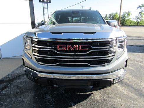 New 2026 GMC Sierra 1500 SLT w/ SLT Premium Plus Package image 2