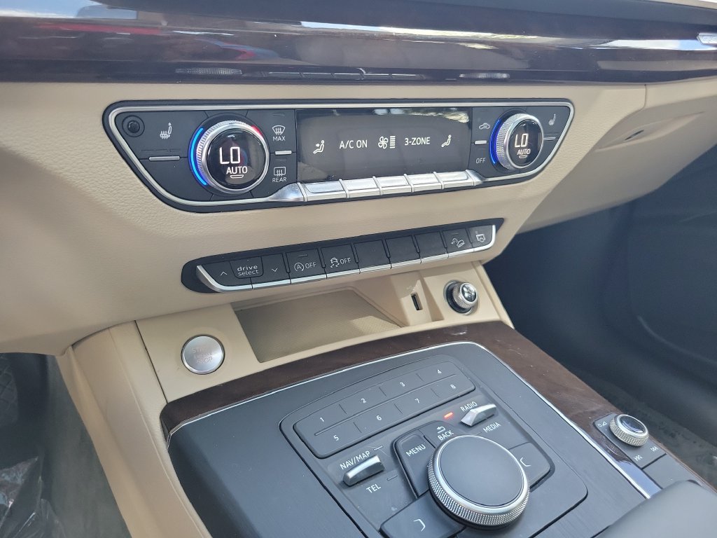 Used 2019 Audi Q5 2.0T Premium w/ Convenience Package AWD/4WD image 38