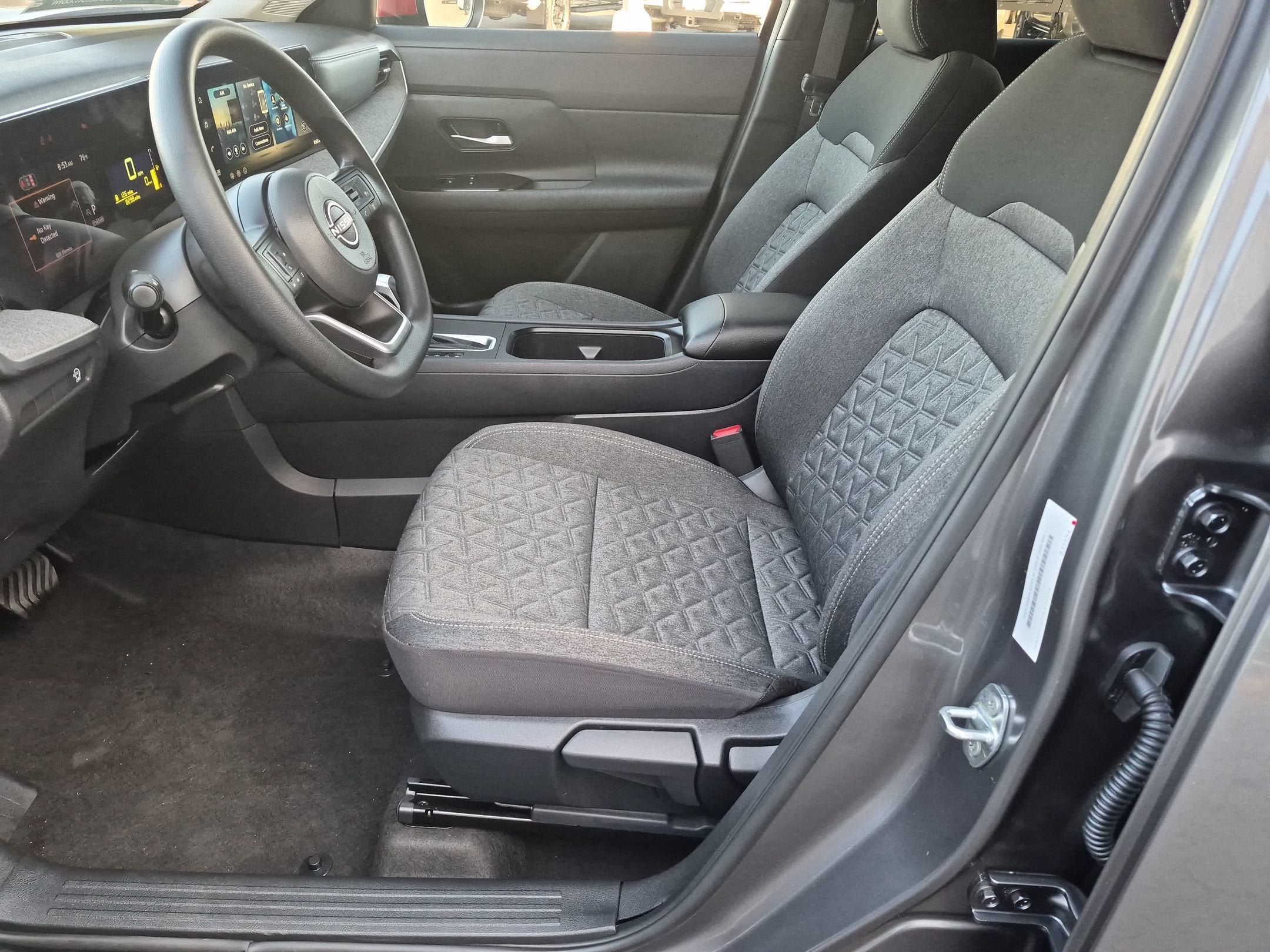 Used 2026 Nissan Kicks SV FWD image 13