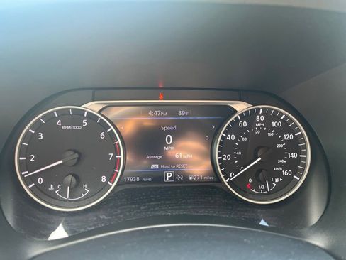 Used 2024 Nissan Sentra SR FWD image 7