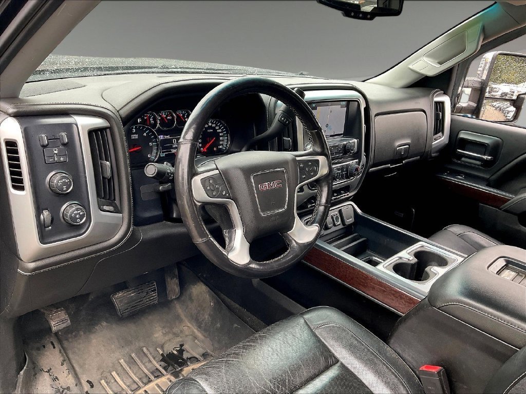 Used 2017 GMC Sierra 1500 SLT w/ SLT Premium Package AWD/4WD image 8