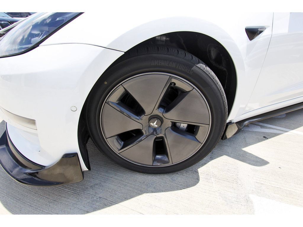 Used 2021 Tesla Model 3 Long Range AWD/4WD image 28