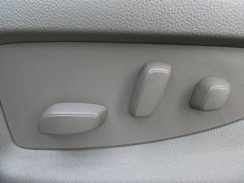 Used 2019 GMC Yukon Denali w/ Open Road Package image 28