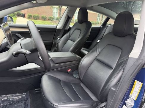 Used 2023 Tesla Model 3 Standard Range RWD image 11