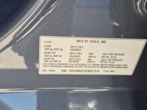 Used 2023 Tesla Model Y Long Range AWD/4WD image 36