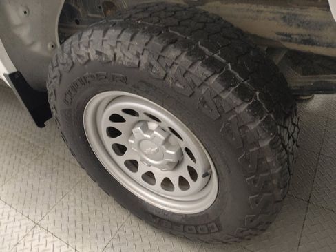 Used 2020 Chevrolet Silverado 1500 W/T w/ WT Convenience Package image 31