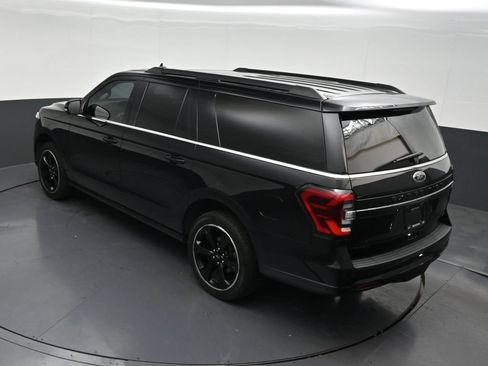 Used 2024 Ford Expedition Max Limited AWD/4WD image 19