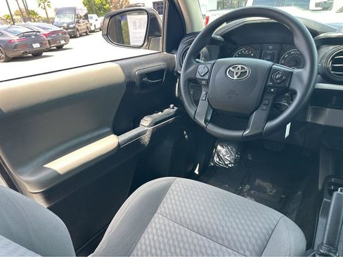 Used 2021 Toyota Tacoma SR RWD image 19