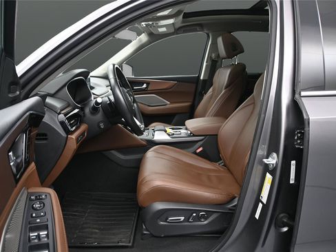 Certified 2023 Acura MDX SH-AWD w/ Technology Package image 8